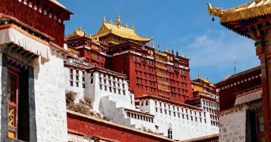 Tibet tours--the very top of the grandiose Potala